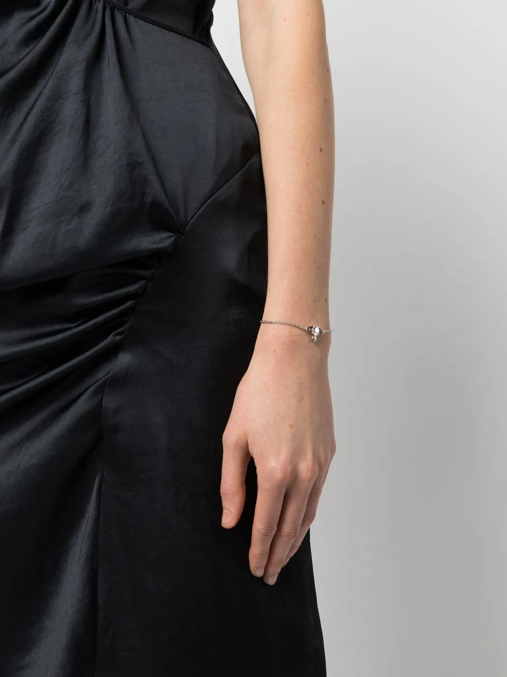 Vivienne Westwood Schakelarmband met Orb-hanger - Zilver