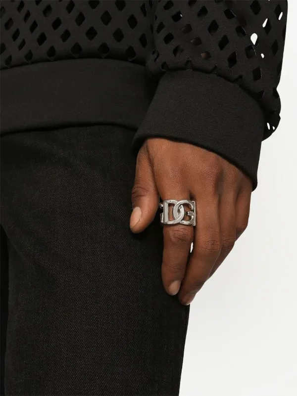 【送料&関税込】Dolce & Gabbana Chunky Logo Ring Dolce & Gabbana Chunky Logo Ring | Silver | FARFETCH