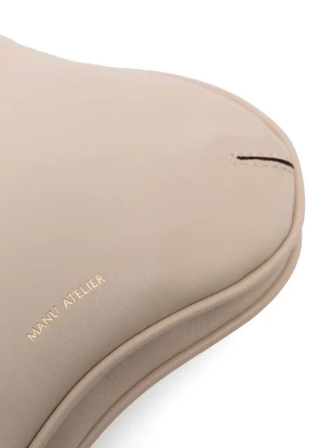 Manu Atelier logo-detail leather shoulder bag 2022503 - 3