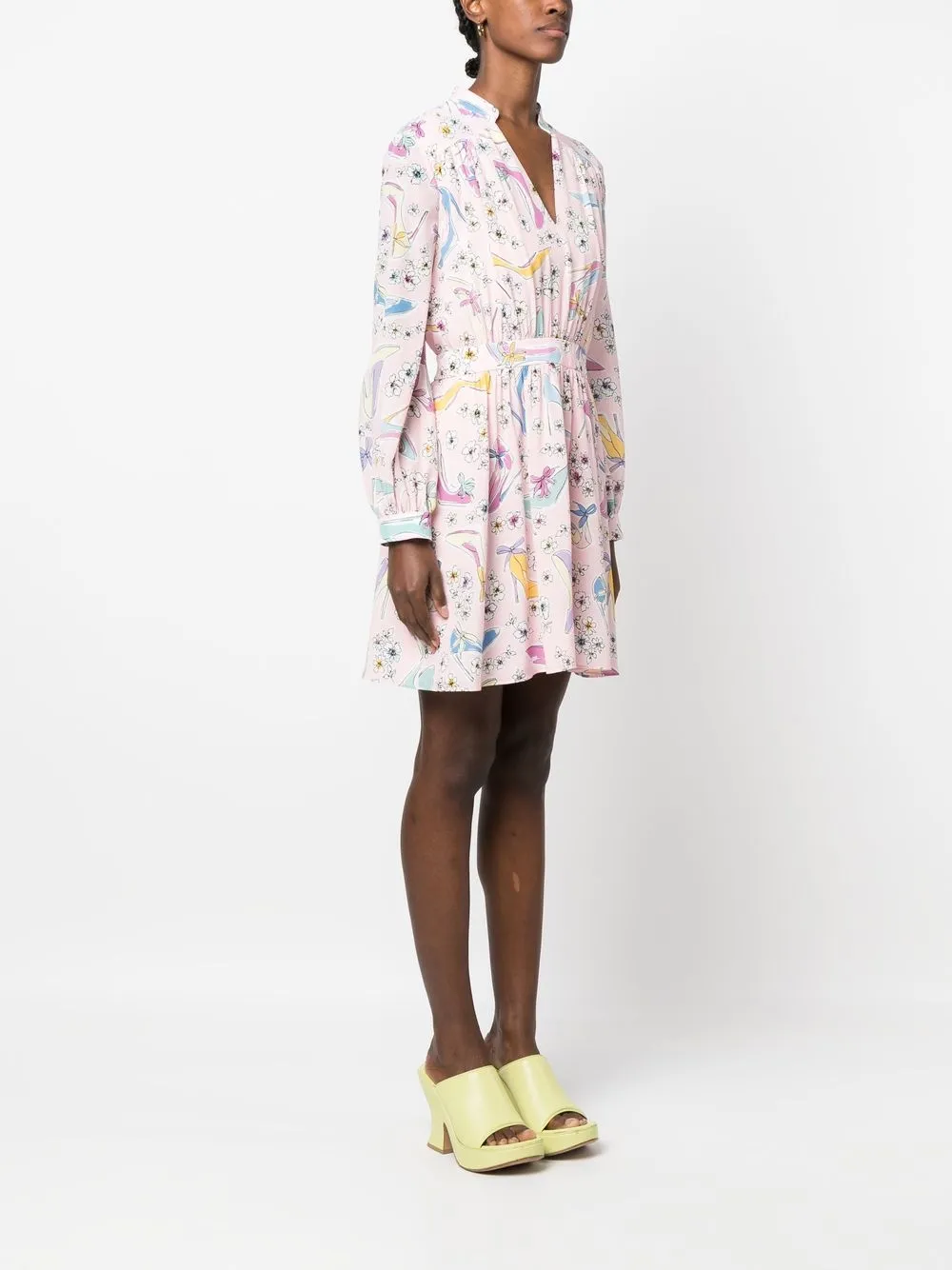 Shop Boutique Moschino Floral-print Long-sleeved Mini Dress In Pink