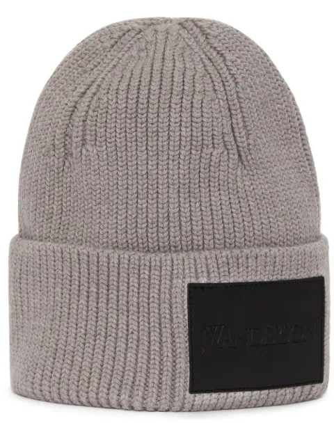 ribbed logo-patch beanie
