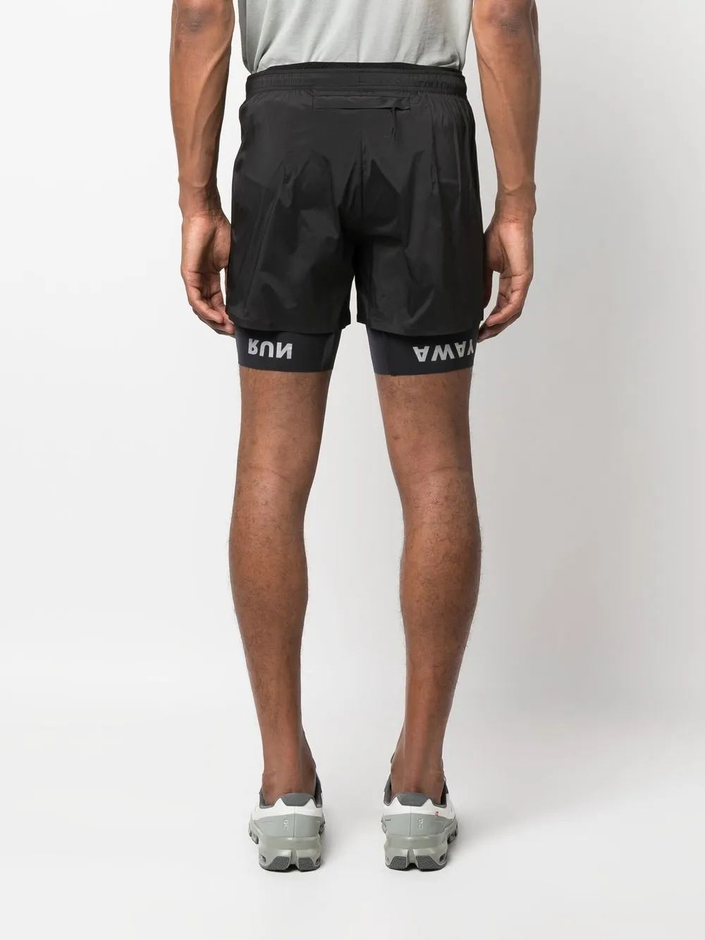 Shop Satisfy Techsilk™ 8" Running Shorts In Schwarz