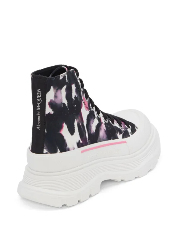 Alexander McQueen Tread Slick Boots | Black | FARFETCH