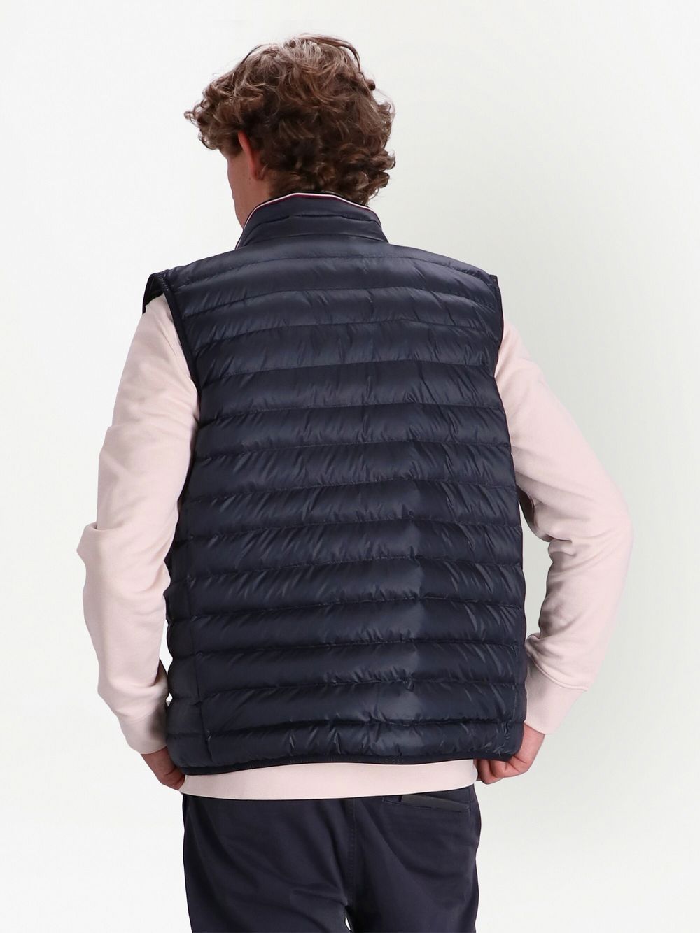 Foldable padded vest