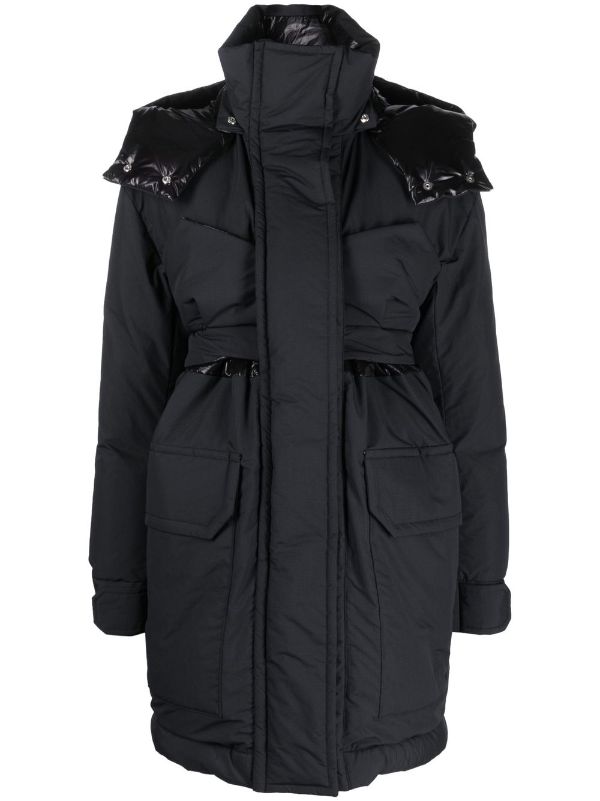 Sacai puffer 2025