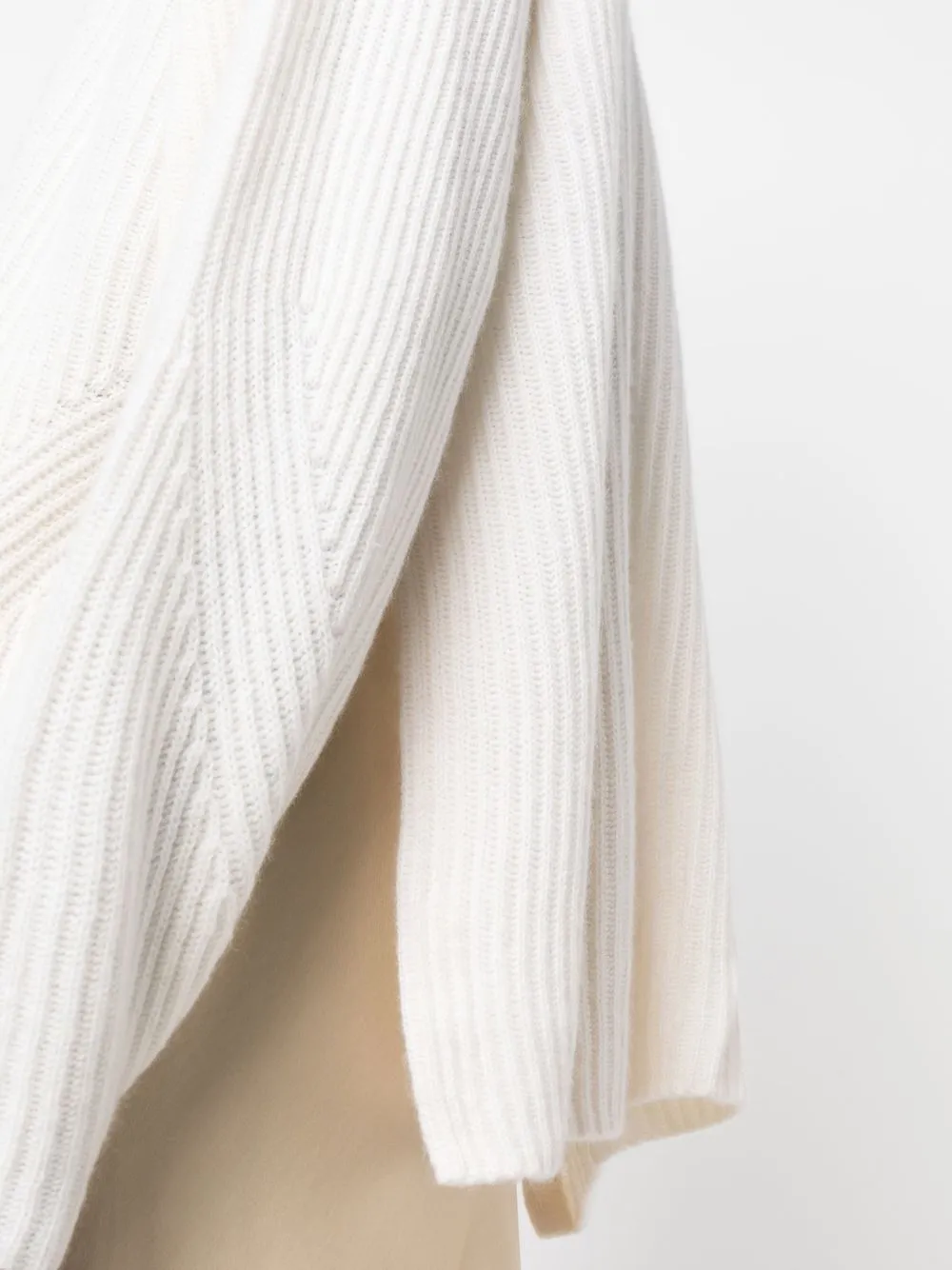 Le Kasha Womens Nude Regular-fit Round-neck Cashmere-knit Jumper In Light Beige