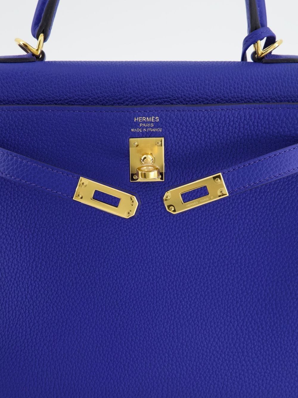 Hermès 2022 Pre-owned Kelly 25 Two-Way Bag - Yellow