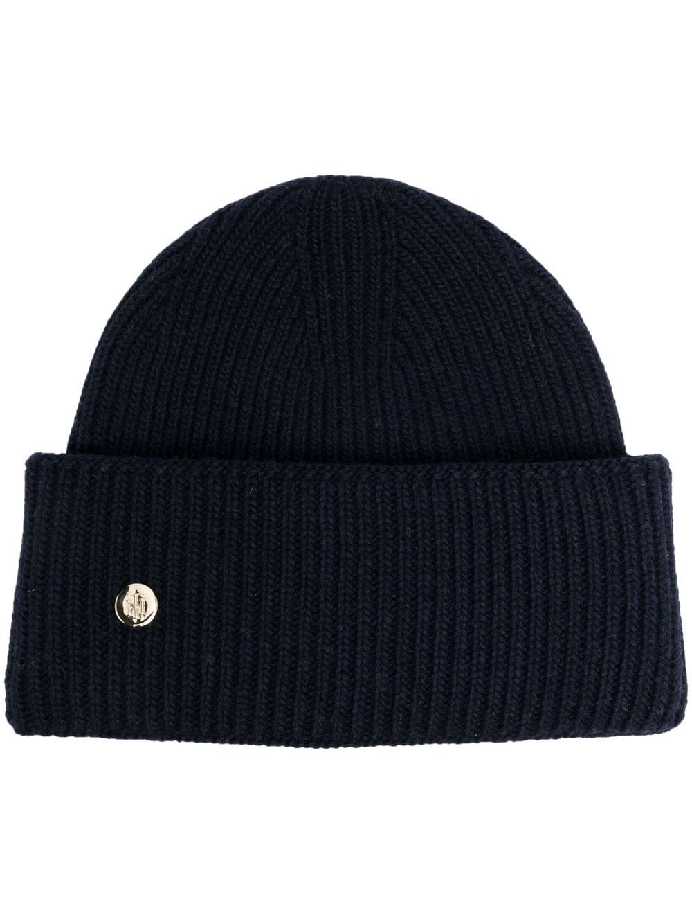 Tommy Hilfiger Logo Charm Knitted Beanie In 蓝色