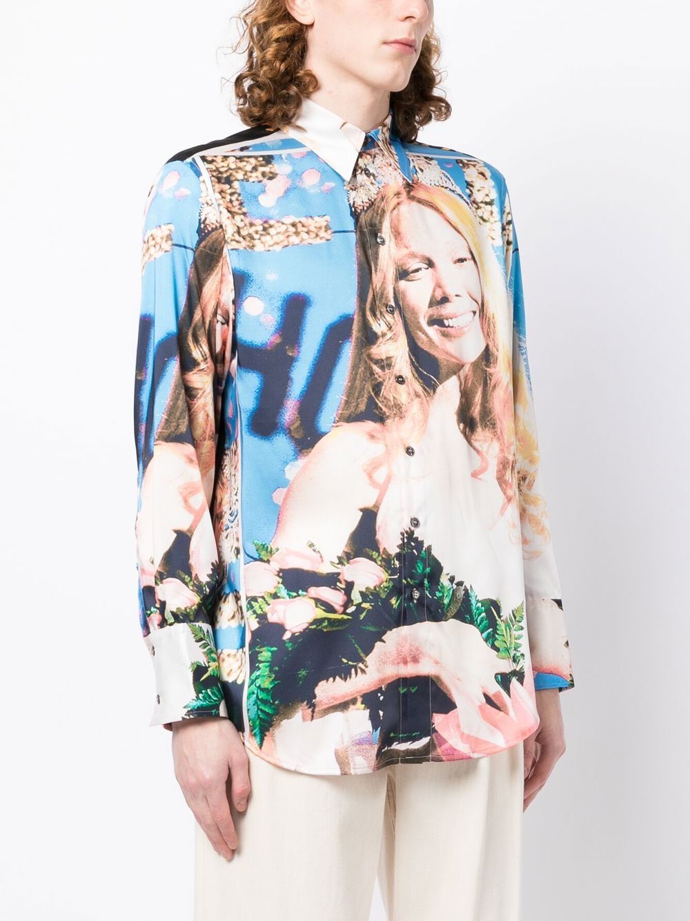 Best place to shop online JW Anderson Carrie photograph-print shirt Men