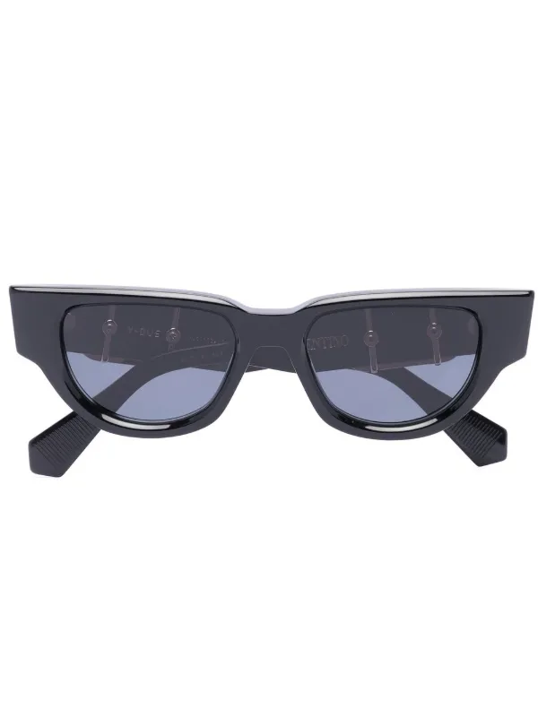 Black shop valentino sunglasses