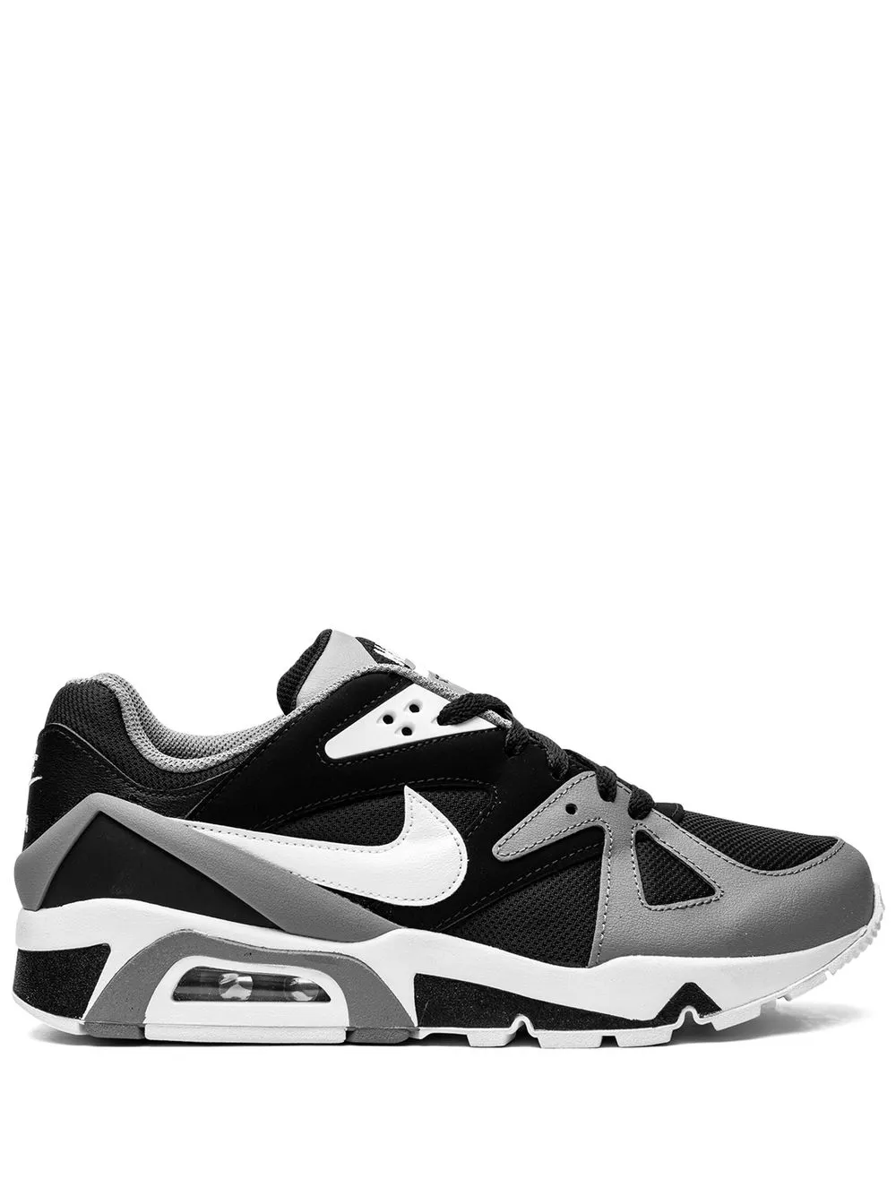 Nike hotsell structure triax