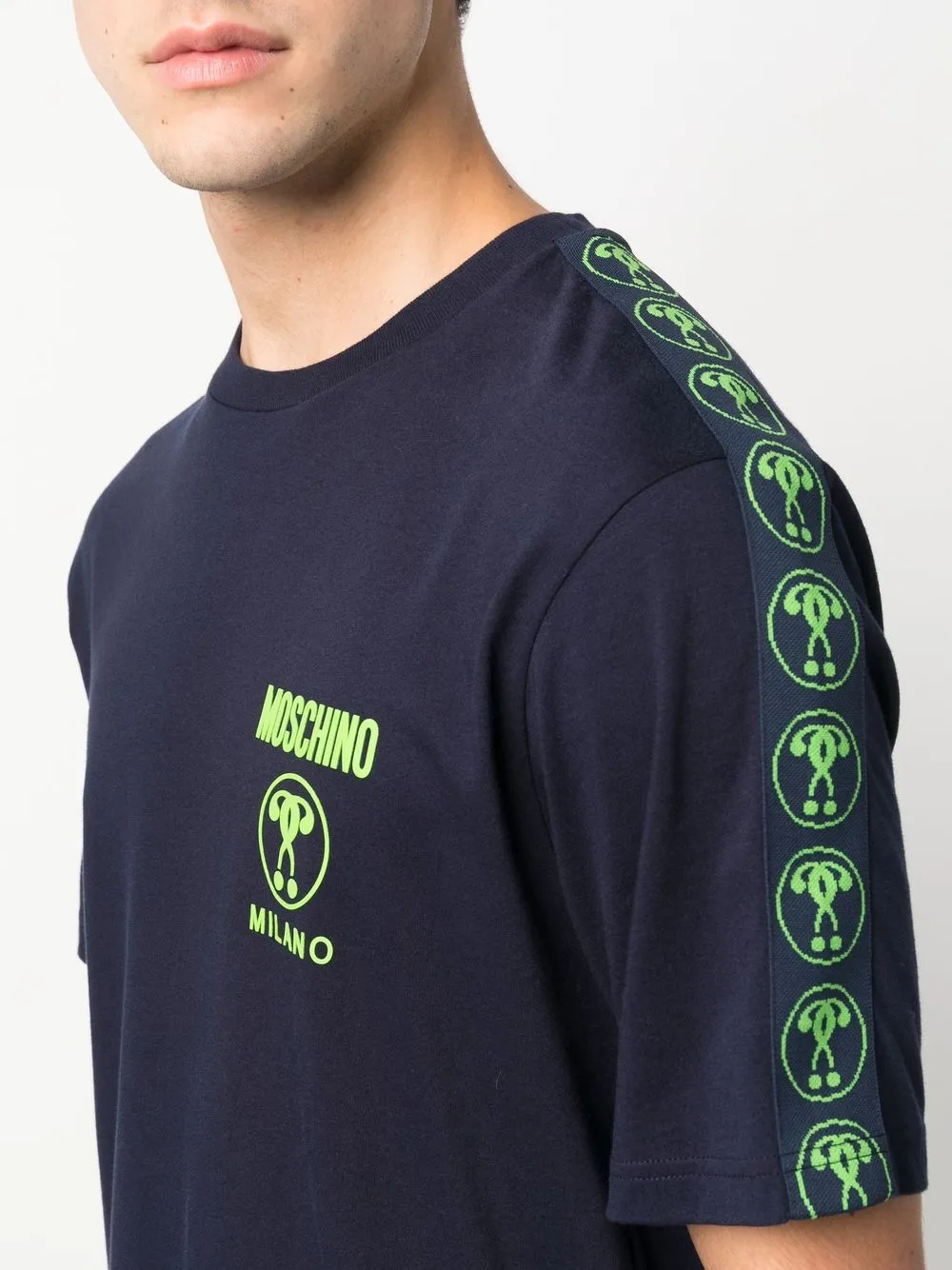 Moschino logo-tape Detail T-shirt | Blue | FARFETCH