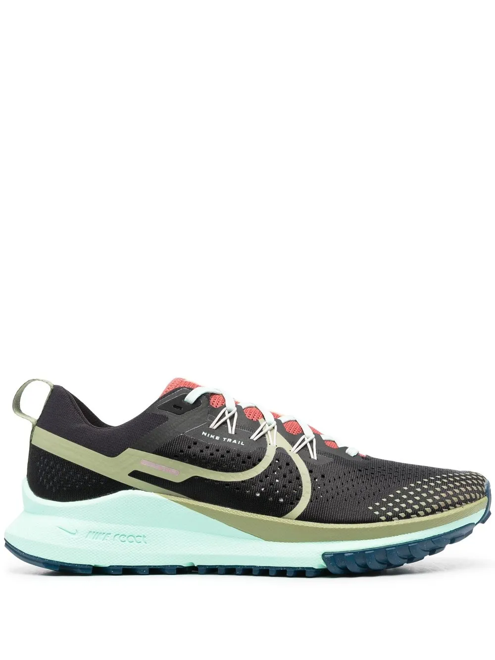 

Nike tenis Pegasus Trail 4 - Negro