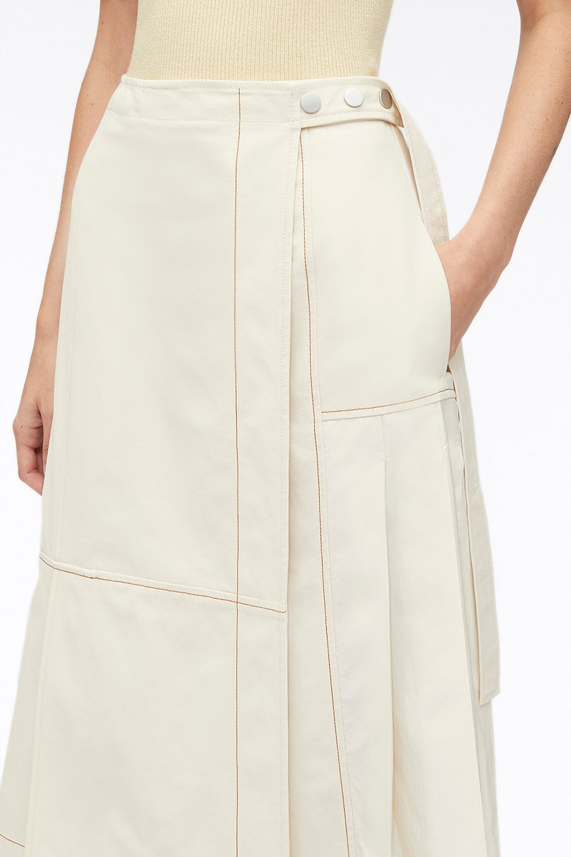 Cotton Canvas Ripstop Combo Utility Skirt-neutrals #0 Cotton Canvas Ripstop Combo Utility Skirt, pleat-detail midi skirt from 3.1 PHILLIP LIM featuring white, cotton, asymmetric design, pleat detailing, high waist, side press-stud fastening, slip pockets to the sides and below-knee length.- 4