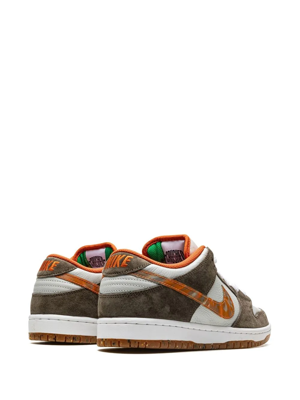 x Crushed DC SB Dunk Low Pro QS sneakers