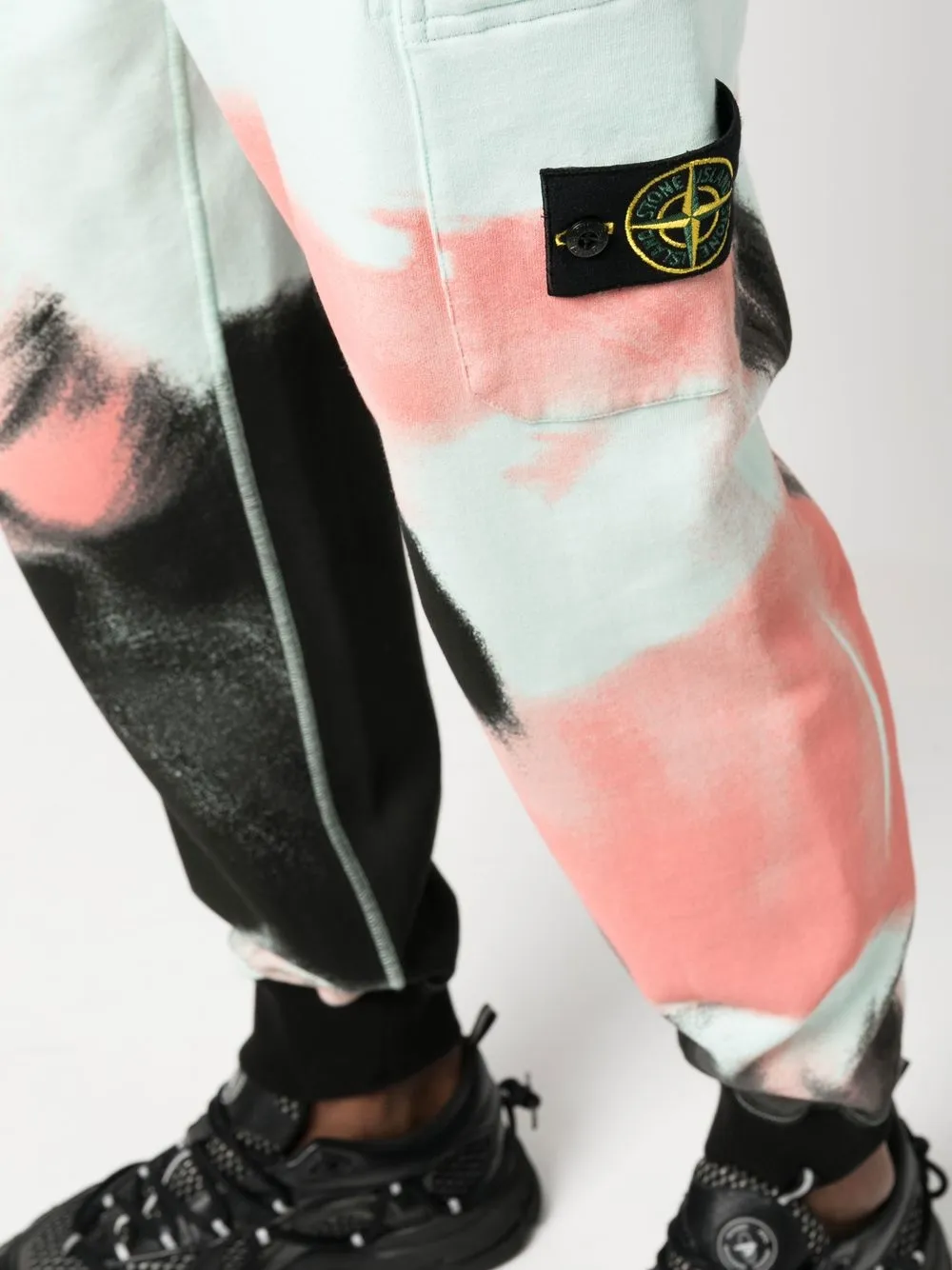 Stone Island Motion Saturation Abstract-print Track Pants In 绿色