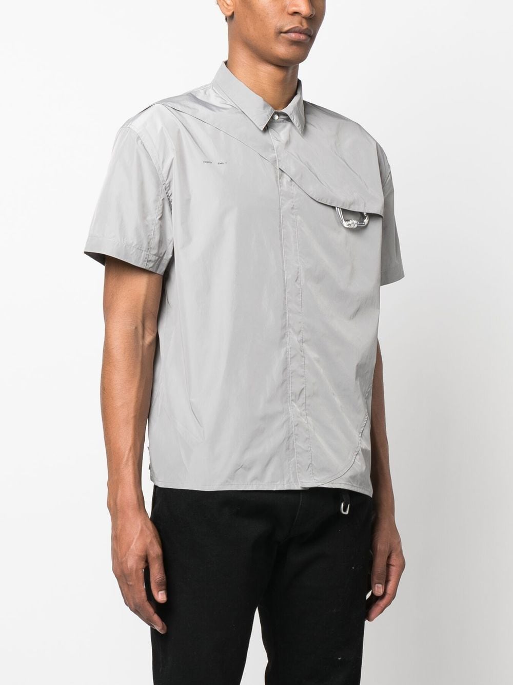 HELIOT EMIL CARABINER-DETAIL SHORT-SLEEVED SHIRT 