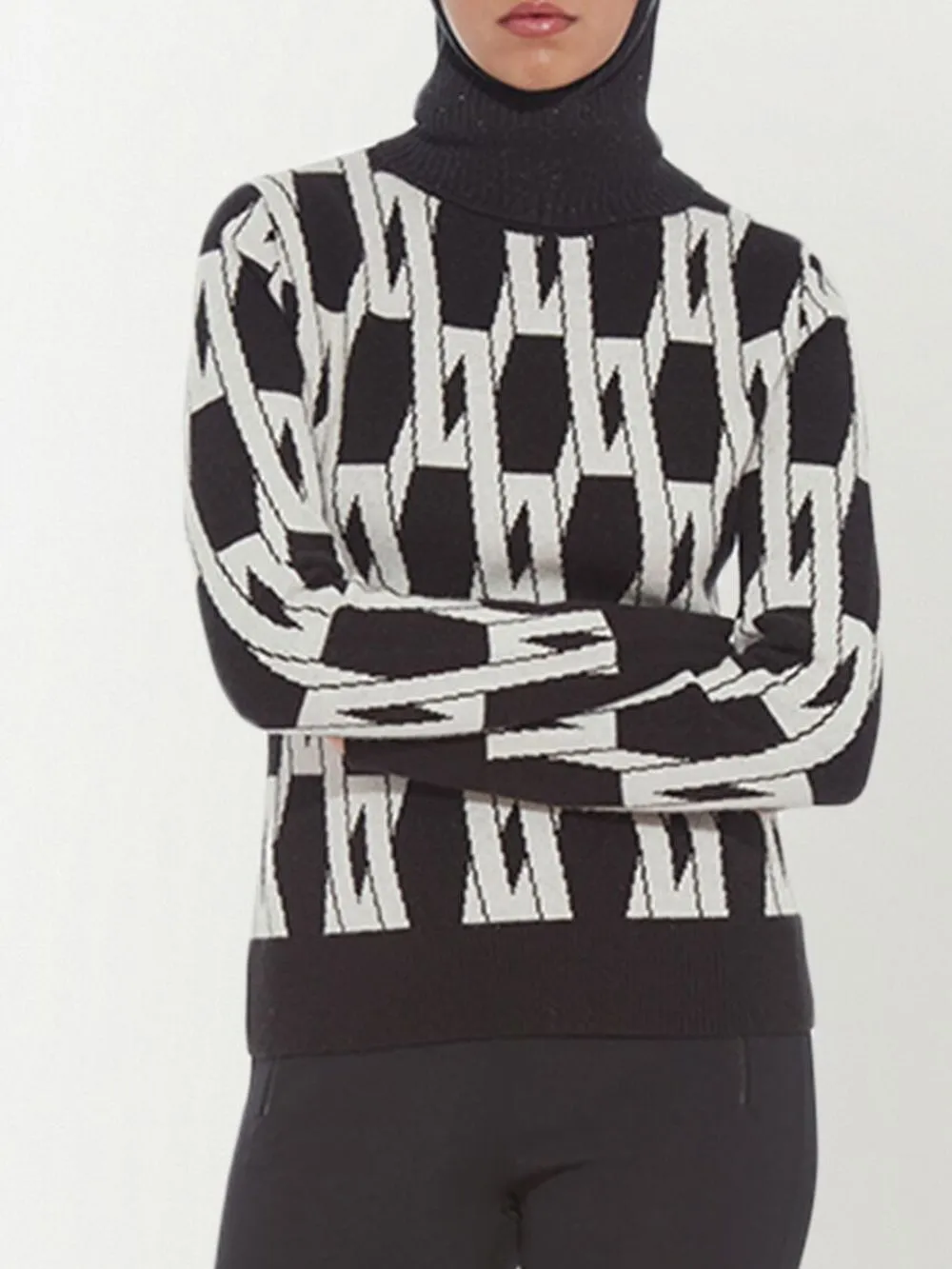 Apparis Patterned Roll Neck Jumper In 黑色