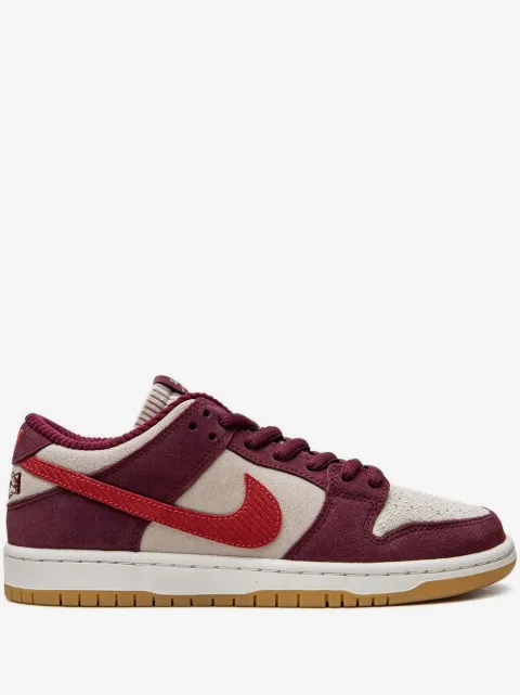 Nike x Skate Like a Girl baskets Dunk Low