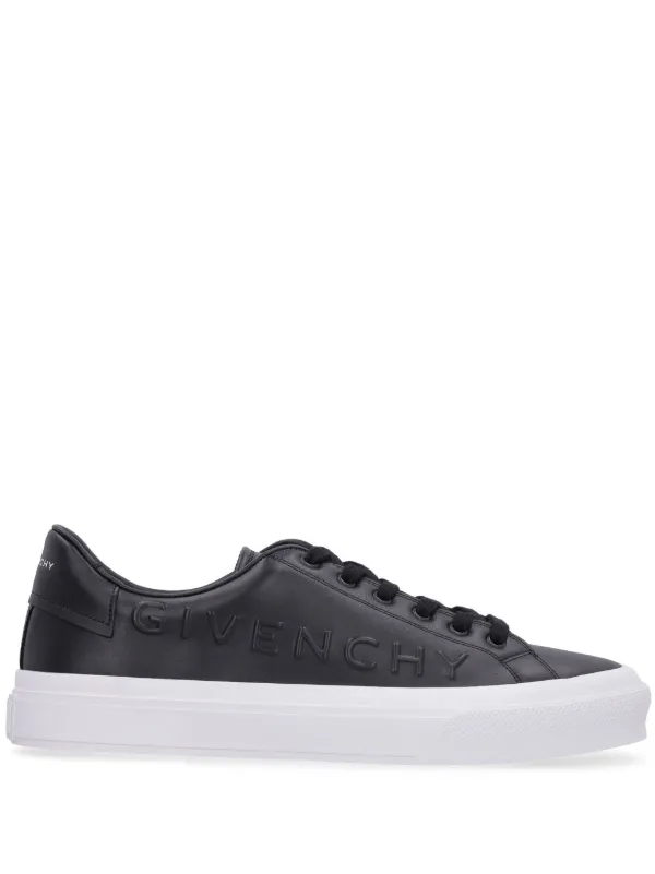 スニーカー GIVENCHY City Low Sneaker Givenchy City Sport Low-Top Sneakers. Classy, elegant
