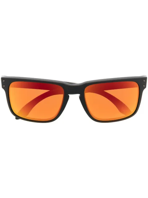 Oakley lentes de sol con armazón cuadrada