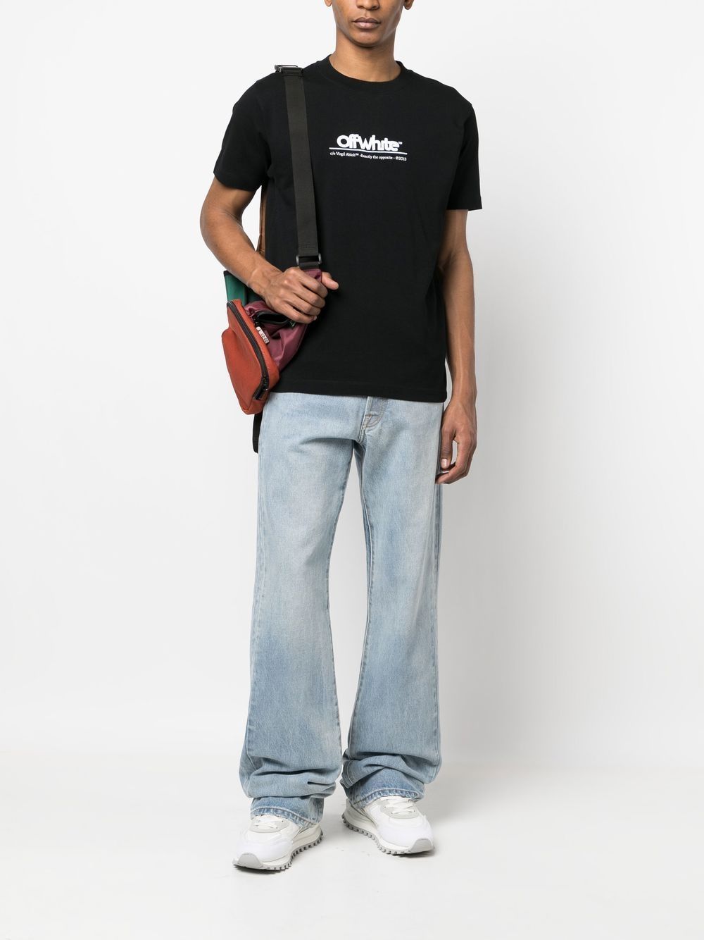 Off-White logo-embroidered T-shirt - Farfetch