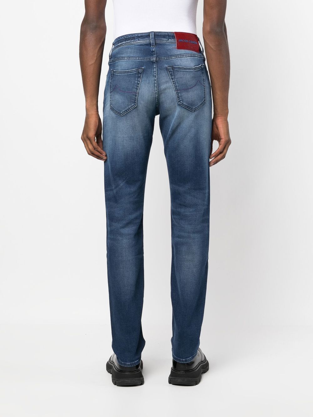 Shop Jacob Cohen Logo-patch Straight-leg Jeans In Blue