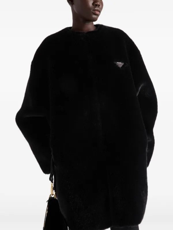 Prada Aspen エコファー コート | ブラック | FARFETCH JP