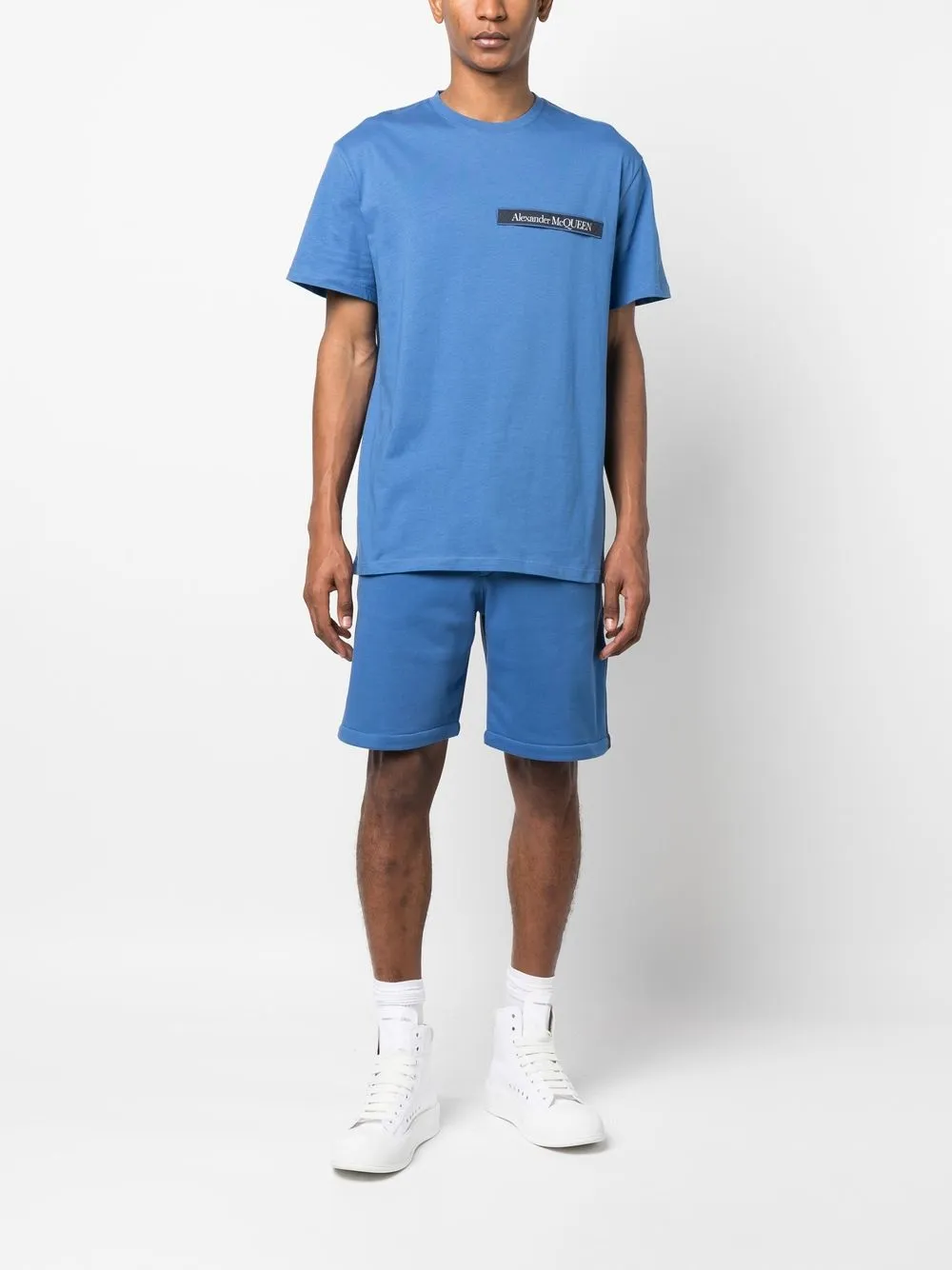 Shop Alexander Mcqueen Short-sleeved Logo-patch T-shirt In Blue