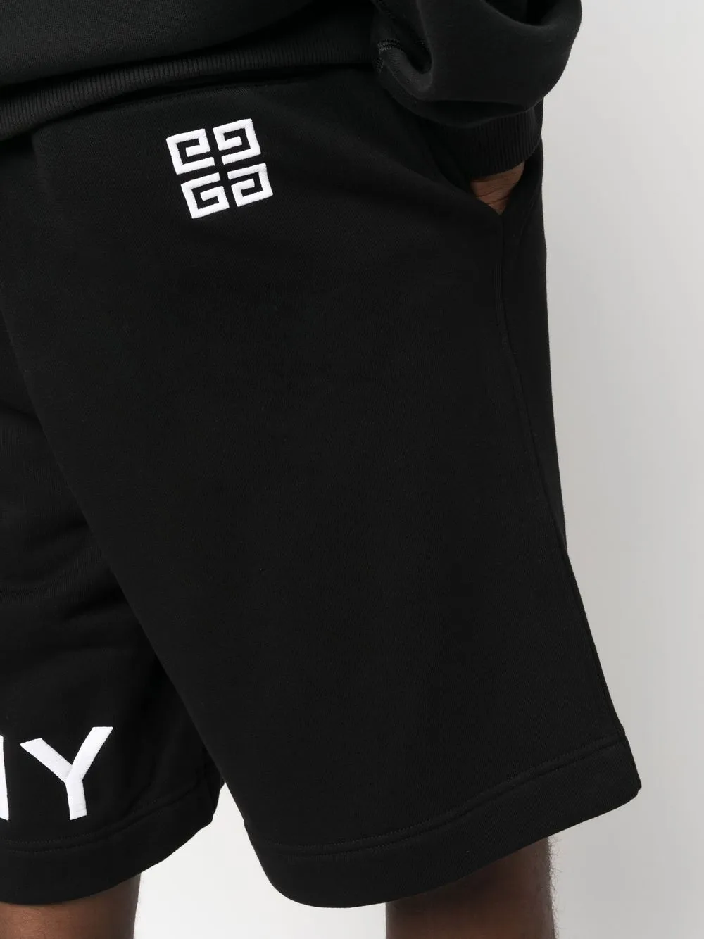 Givenchy Trainingsshorts met logoprint Zwart