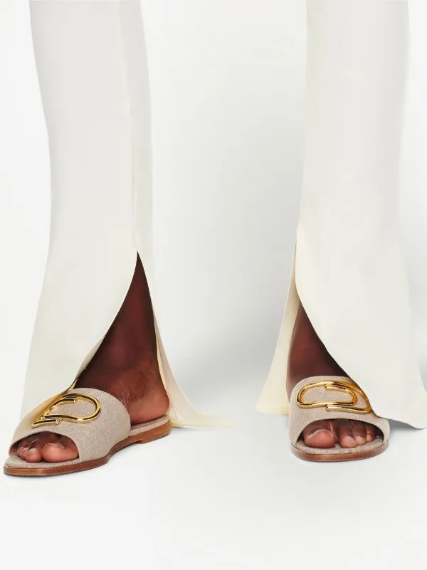 フラットシューズ Logo Plaque Slides Off-White logo-plaque Linen Slides | Neutrals | FARFETCH