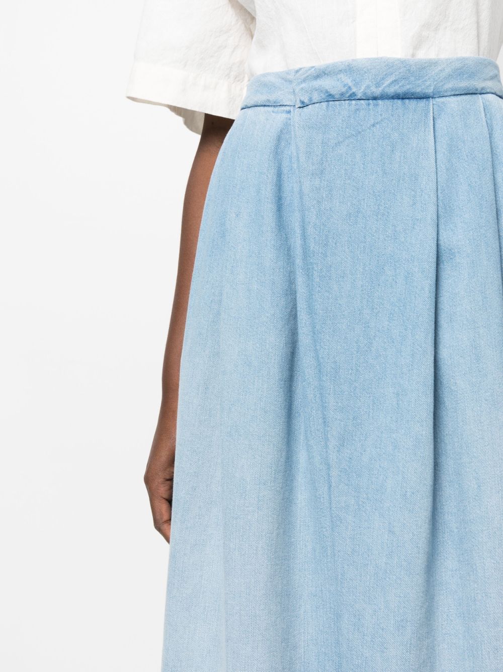 Shop Closed Zola Pleated Wide-leg Jeans In Blue