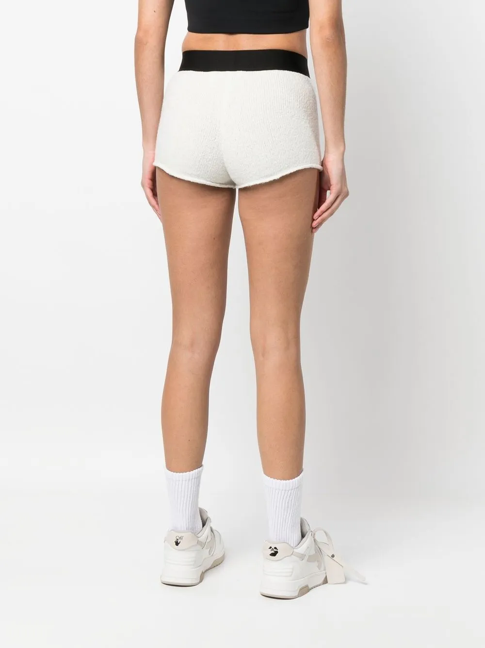 Palm Angels Logo-waistband Bouclé Knitted Shorts In Weiss