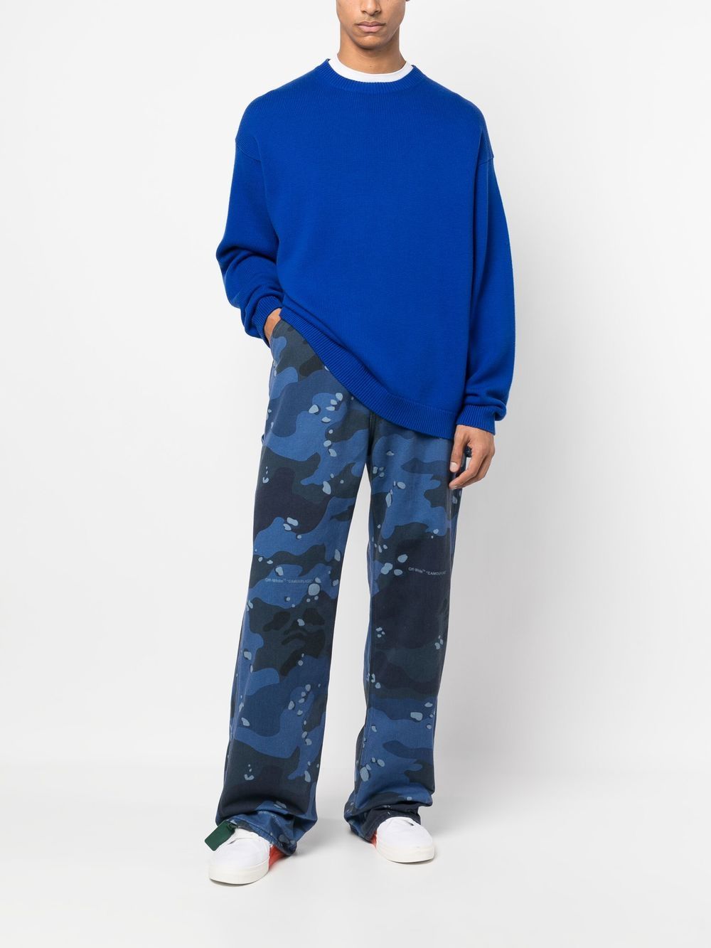 Off-White Jeans met camouflageprint - Blauw