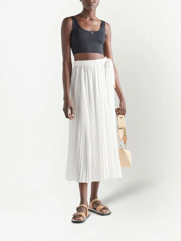 PRADA コルセット・ビスチェ トップス(Size 42) Prada triangle-logo Jersey Crop Top | Black | FARFETCH