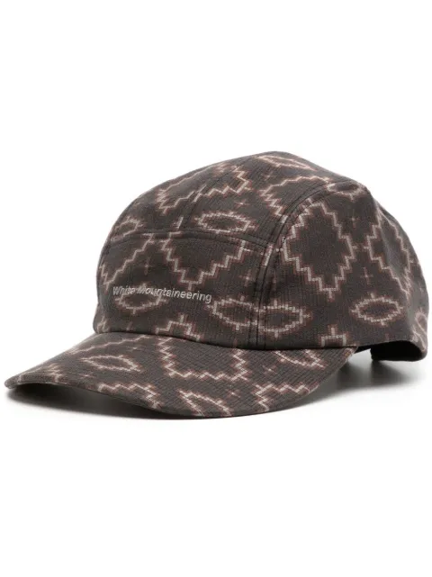 White Mountaineering gorra con estampado gráfico