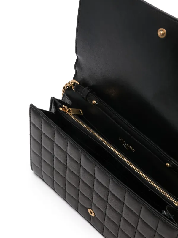 【関税&送料込】Saint Laurent Black Cassandre Chain Clutch B 19362072_54580879_600.jpg
