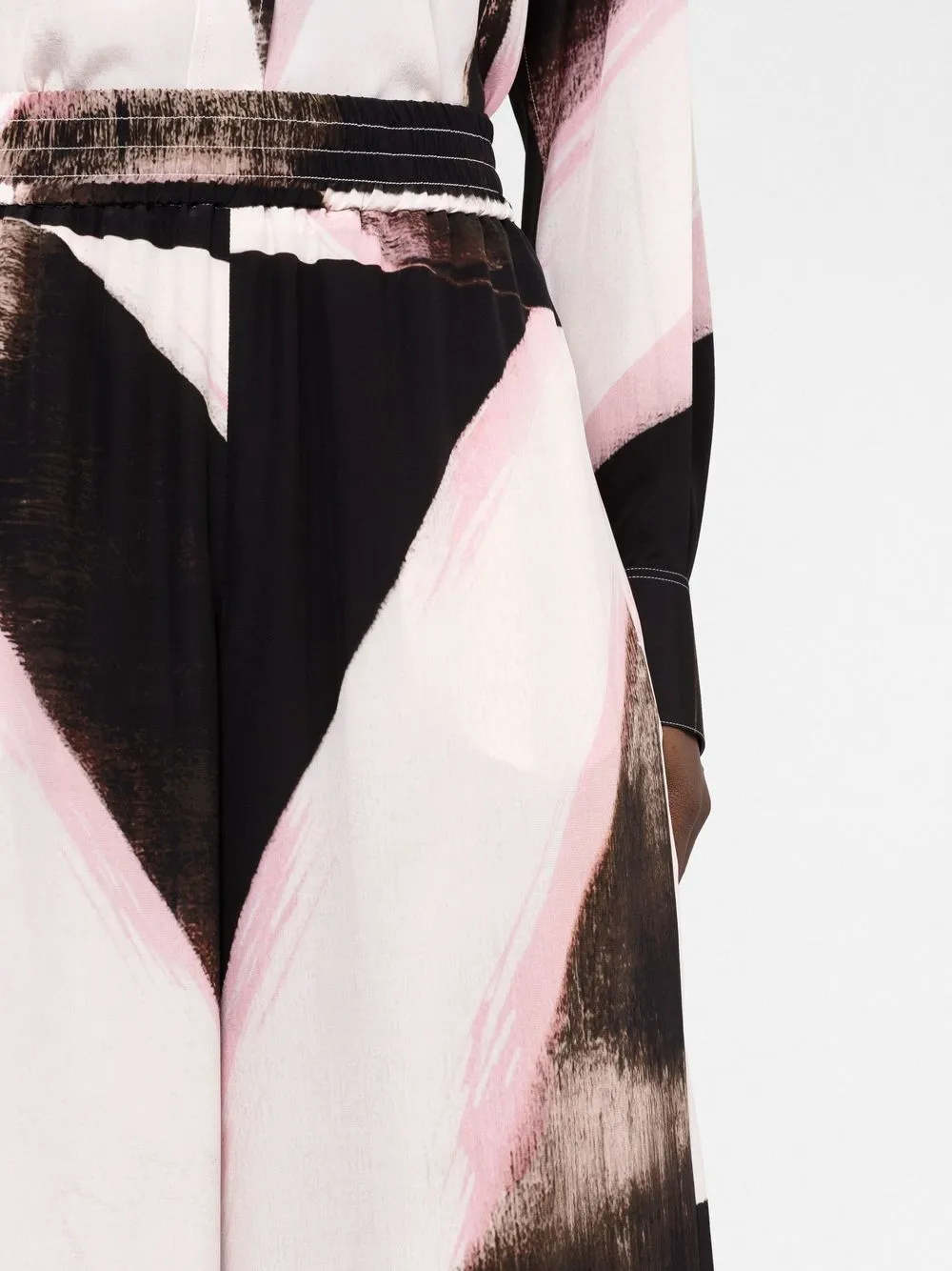 Alexander Mcqueen Painterly-print High-waisted Trousers In Black