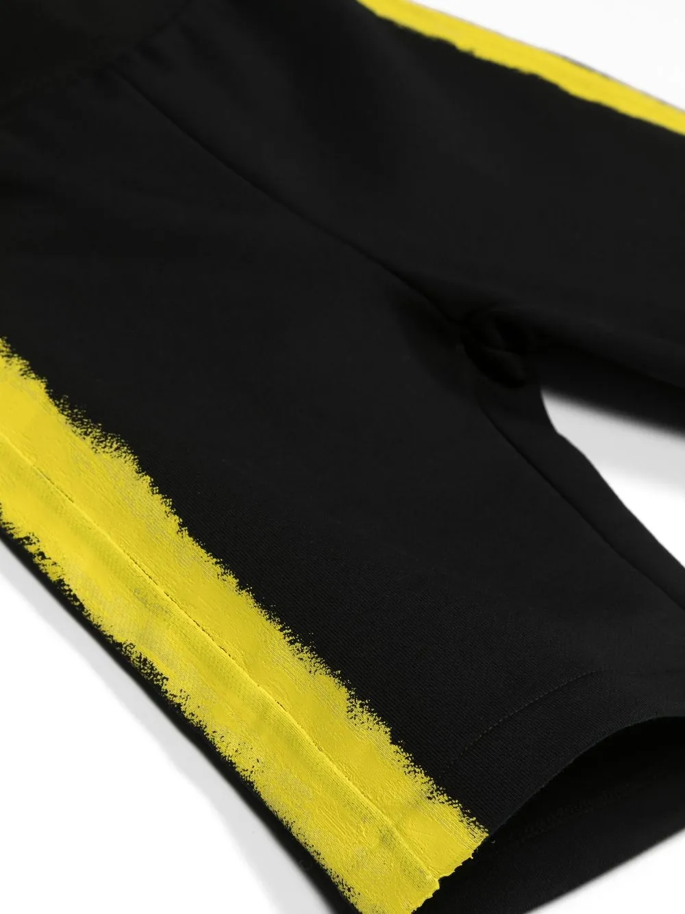 Moschino Logo-print Shorts In Black