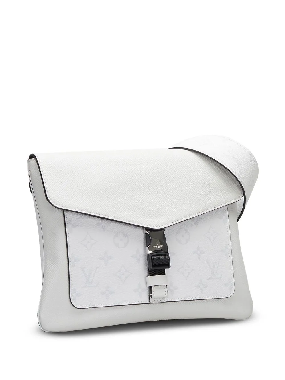 Preowned Louis Vuitton 2020 Taigarama Outdoor Messenger Bag In White