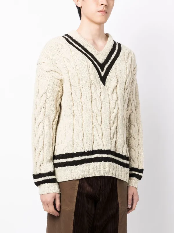 CABLE STITCH V NECK PULLOVER