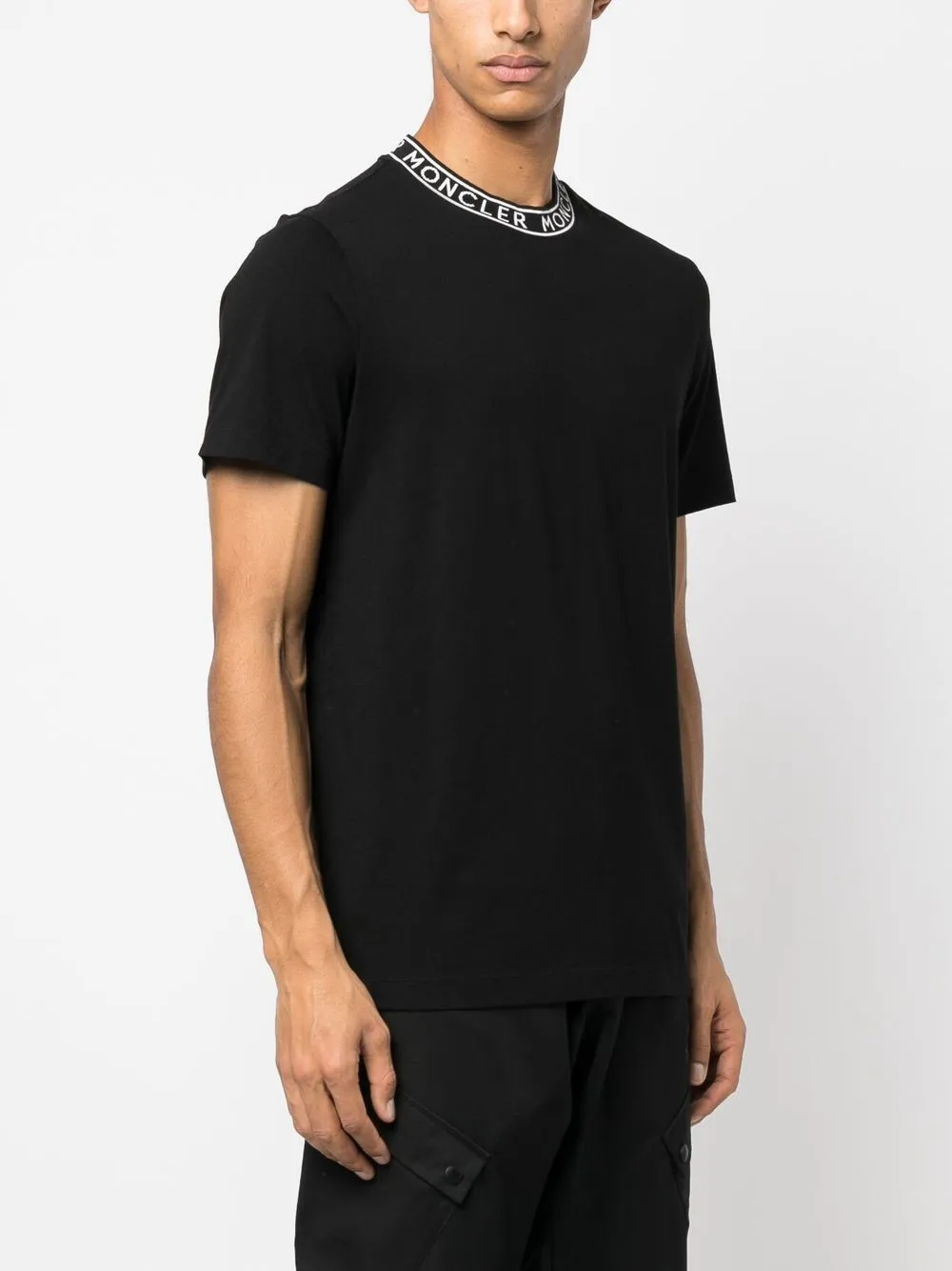 Moncler logo-collar short-sleeve T-shirt - Farfetch
