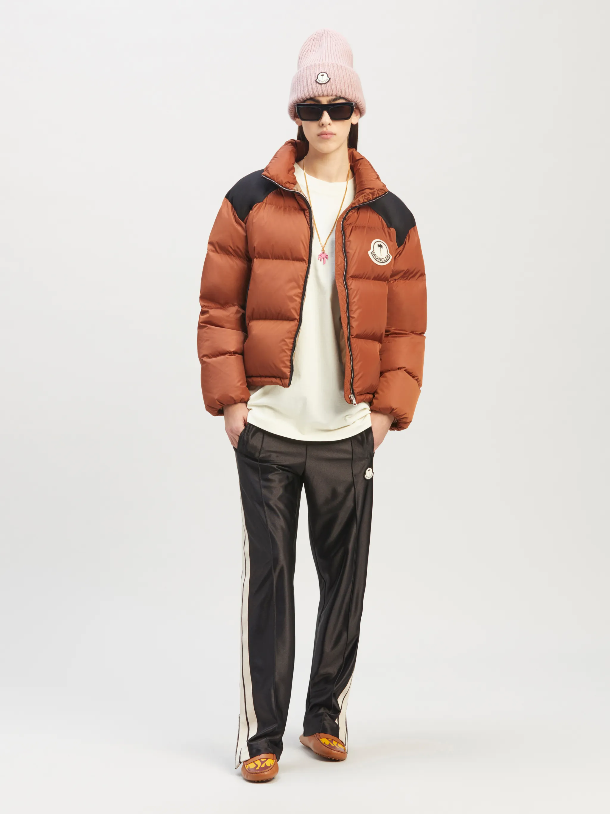 24600円最新商品 新宿 買取 8Moncler Palm Angels panamit サイズ2