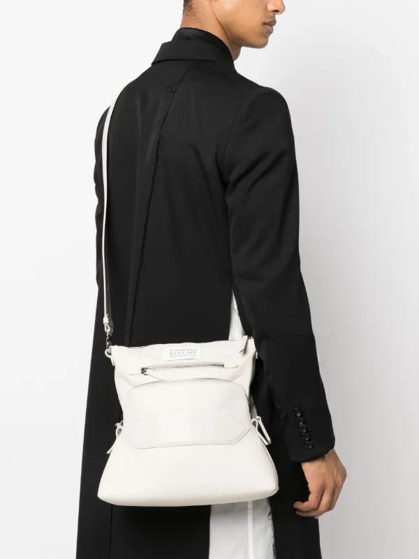 【送料&関税込】Maison Margiela Soft 5ac Multifunction Large Maison Margiela Soft 5AC Shoulder Bag | Neutrals | FARFETCH