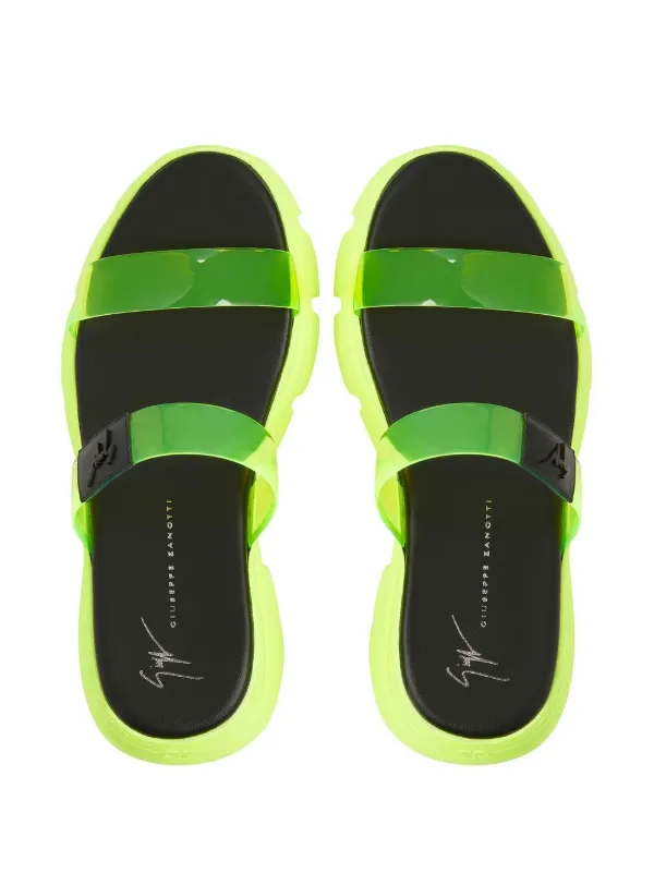 【関税込み】Giuseppe Zanotti シルバー Julianne サンダル Giuseppe Zanotti Metallic Leather Ankle-Strap Sandals