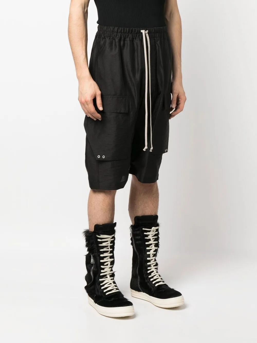 Shop Rick Owens Cargo Pods Drop-crotch Shorts In Schwarz