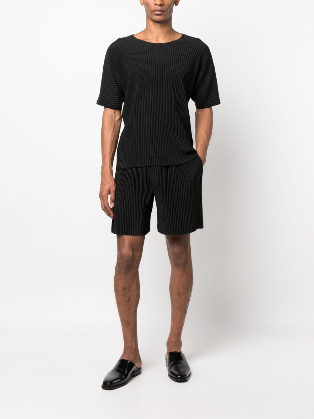 Homme Plissé Issey Miyake plissé-effect bermuda shorts - Zwart