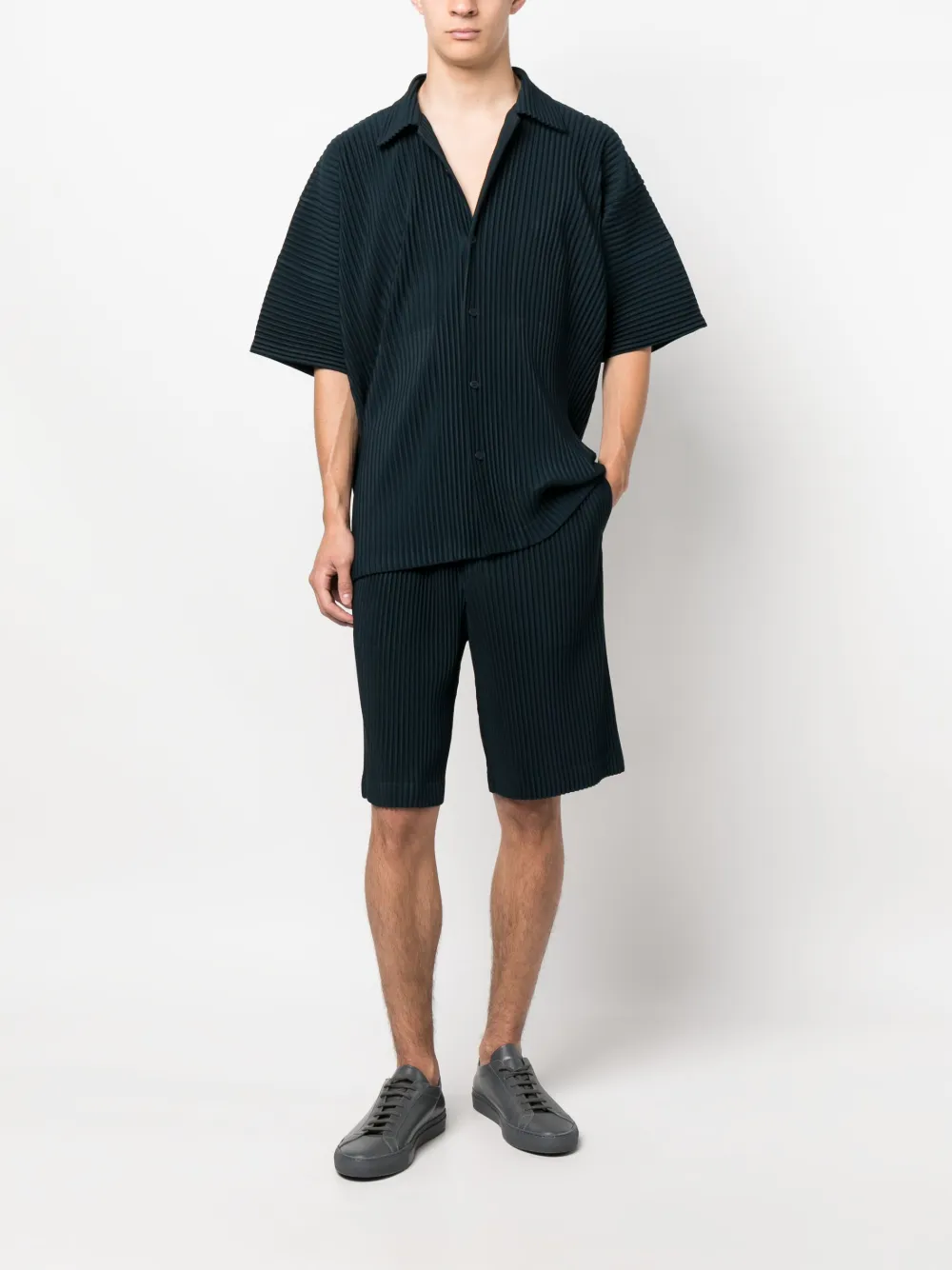 Homme Plissé Issey Miyake May pleated bermuda shorts - Blauw