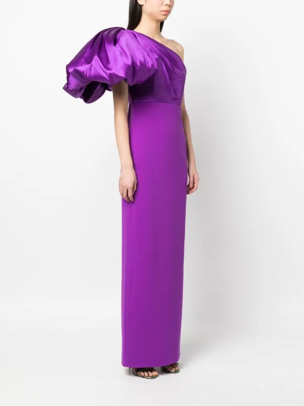One outlet shoulder gown