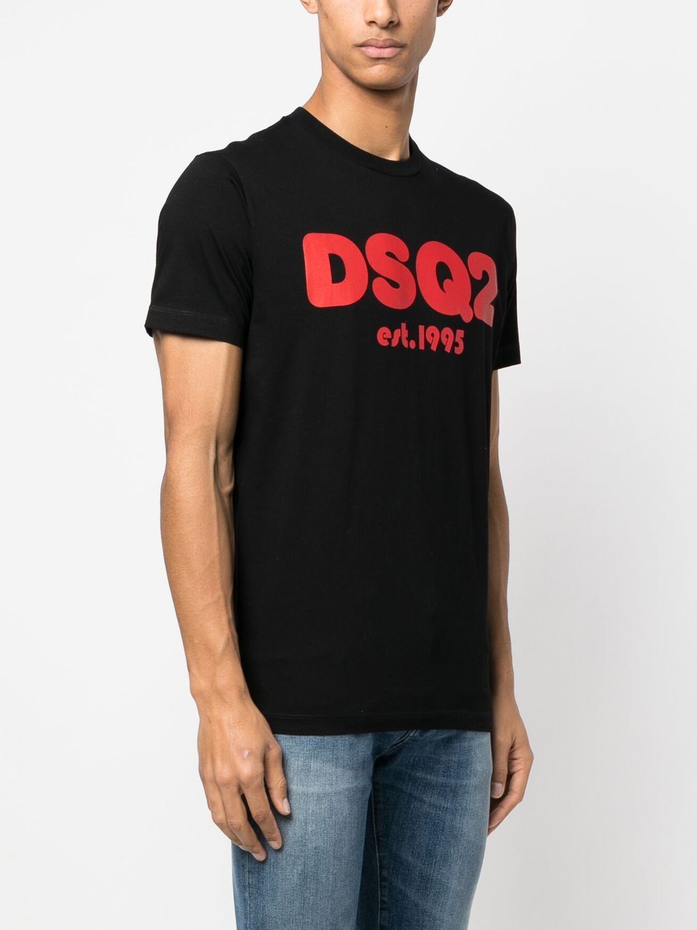 Shop Dsquared2 Logo-print T-shirt In 黑色